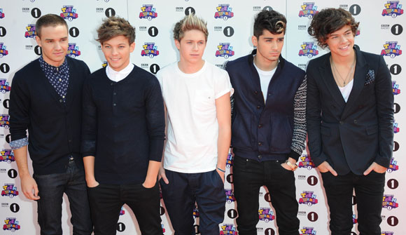 Watch One Direction's "Take Me Home" Photo Shoot 